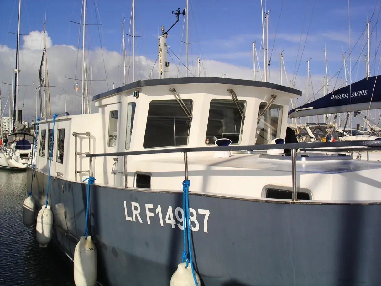 Photo de Construction Amateur TRAWLER COASTER 32 1
