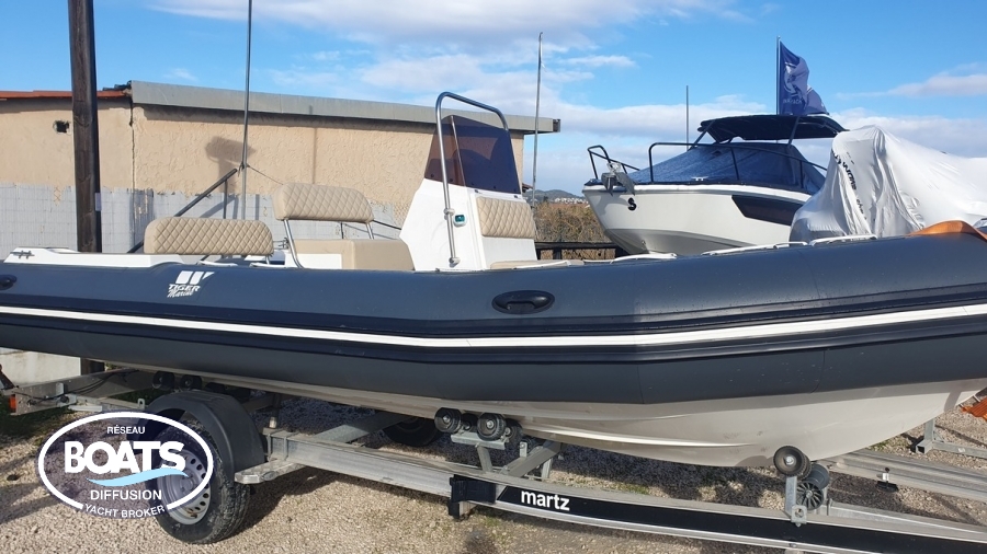 Photo de  Tiger Marine 600 open 1