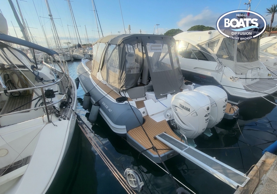 Photo de  SALPA SOLEIL 42 1