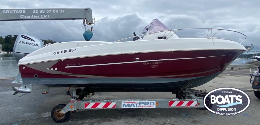 Photo de Inconnu Beneteau Flyer 750 Rubis 1