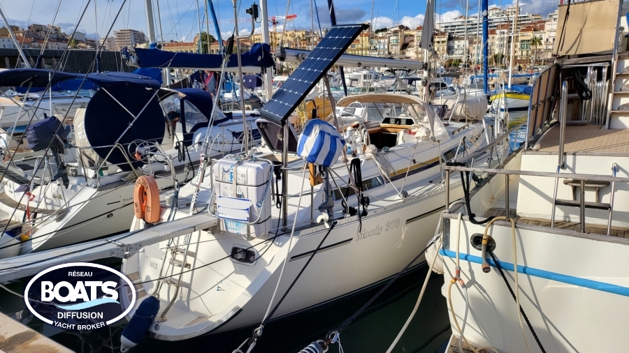 Photo de  MOODY 376 1