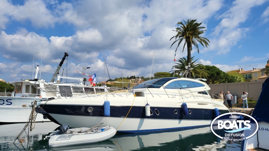 Photo de  CRANCHI MEDITERRANEE 47 1