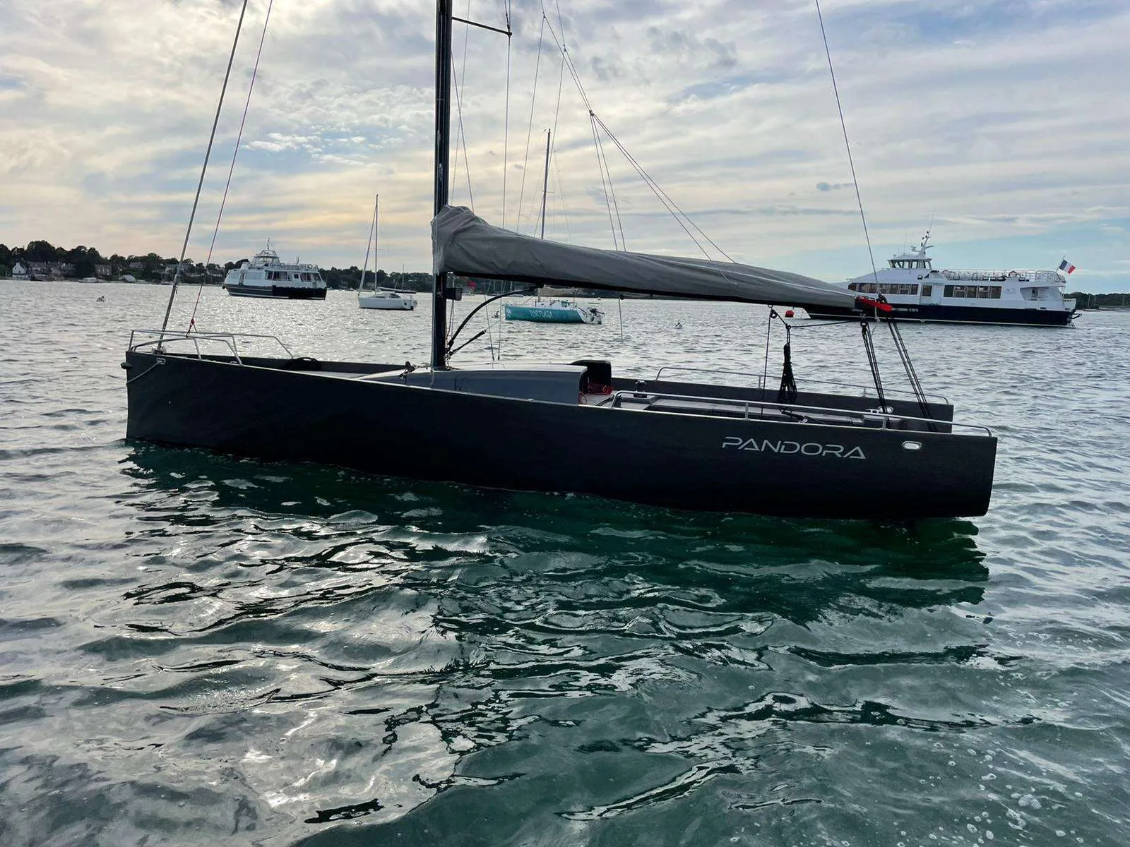 Photo de Latitude 46 ALPHENA ONE 1