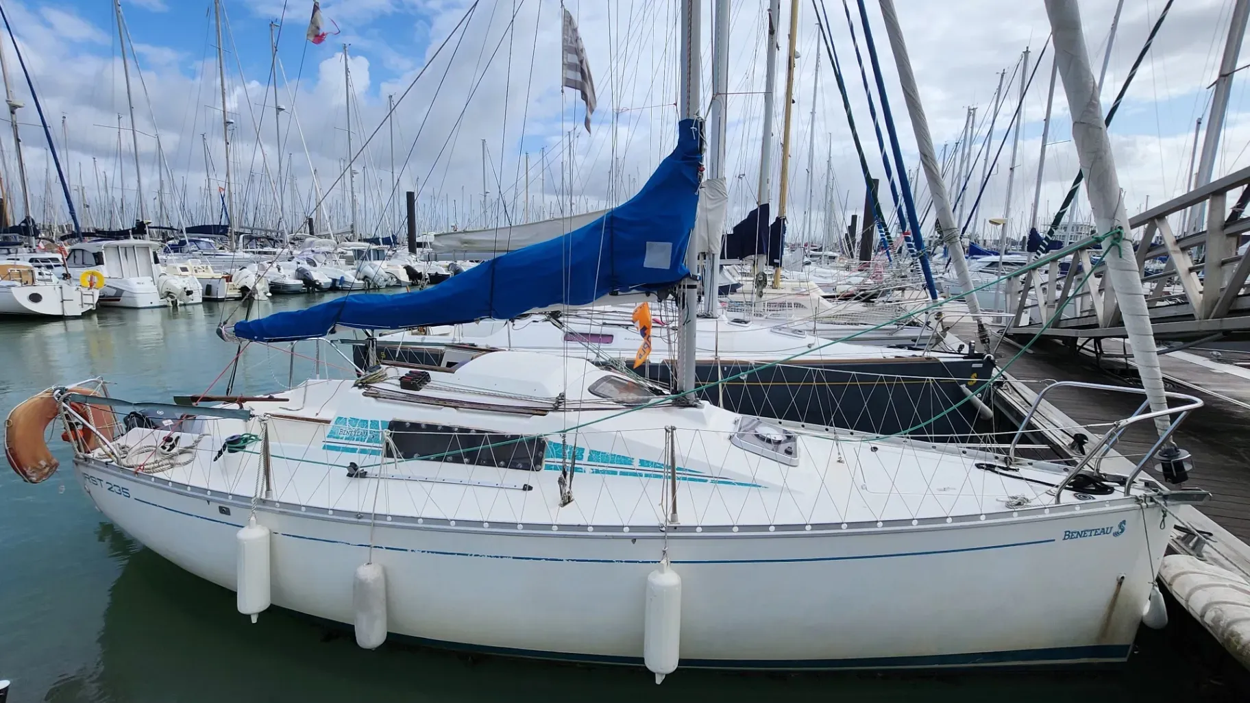 Photo de BENETEAU FIRST 235 Quille Relevable 1