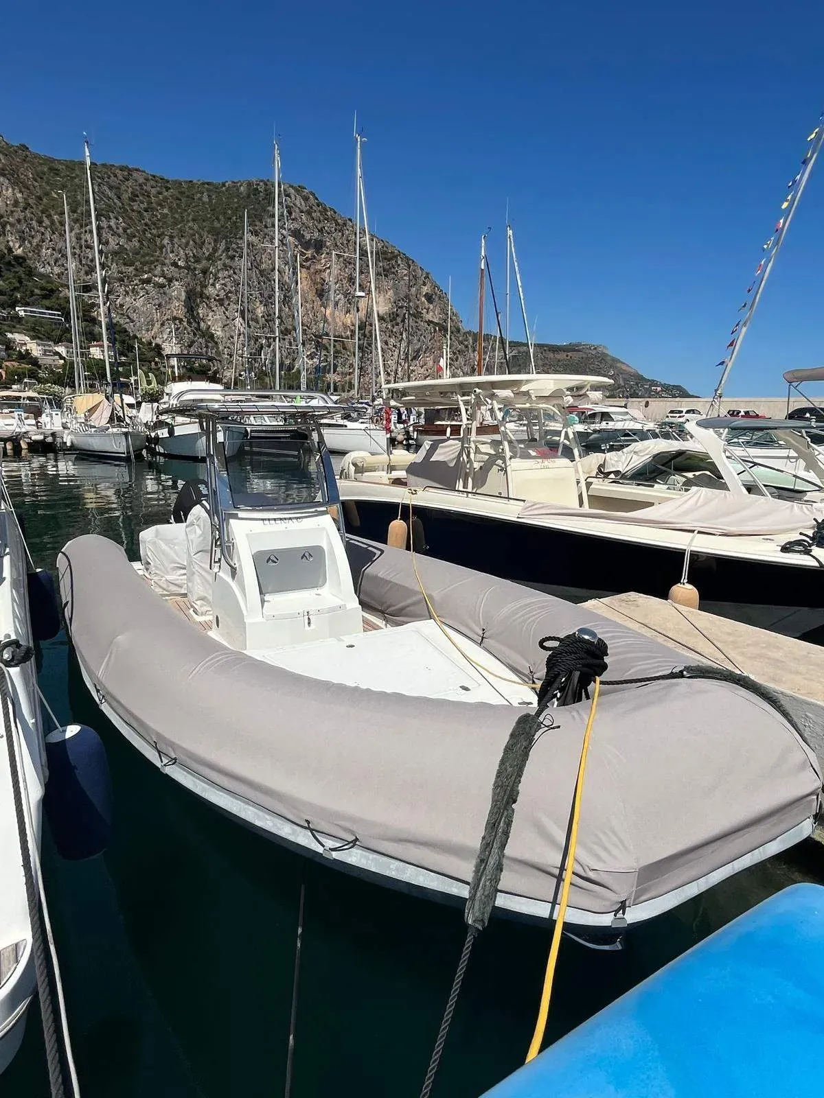 Photo de Sea Water  Phantom 260 1