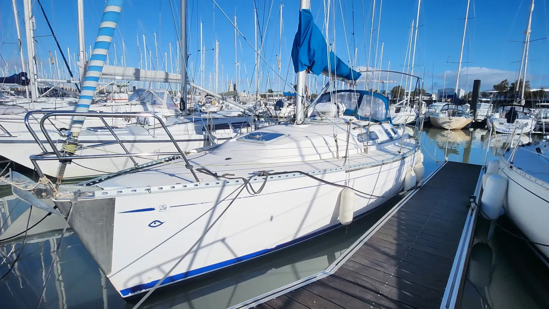 Photo de  DUFOUR 32 DI 2