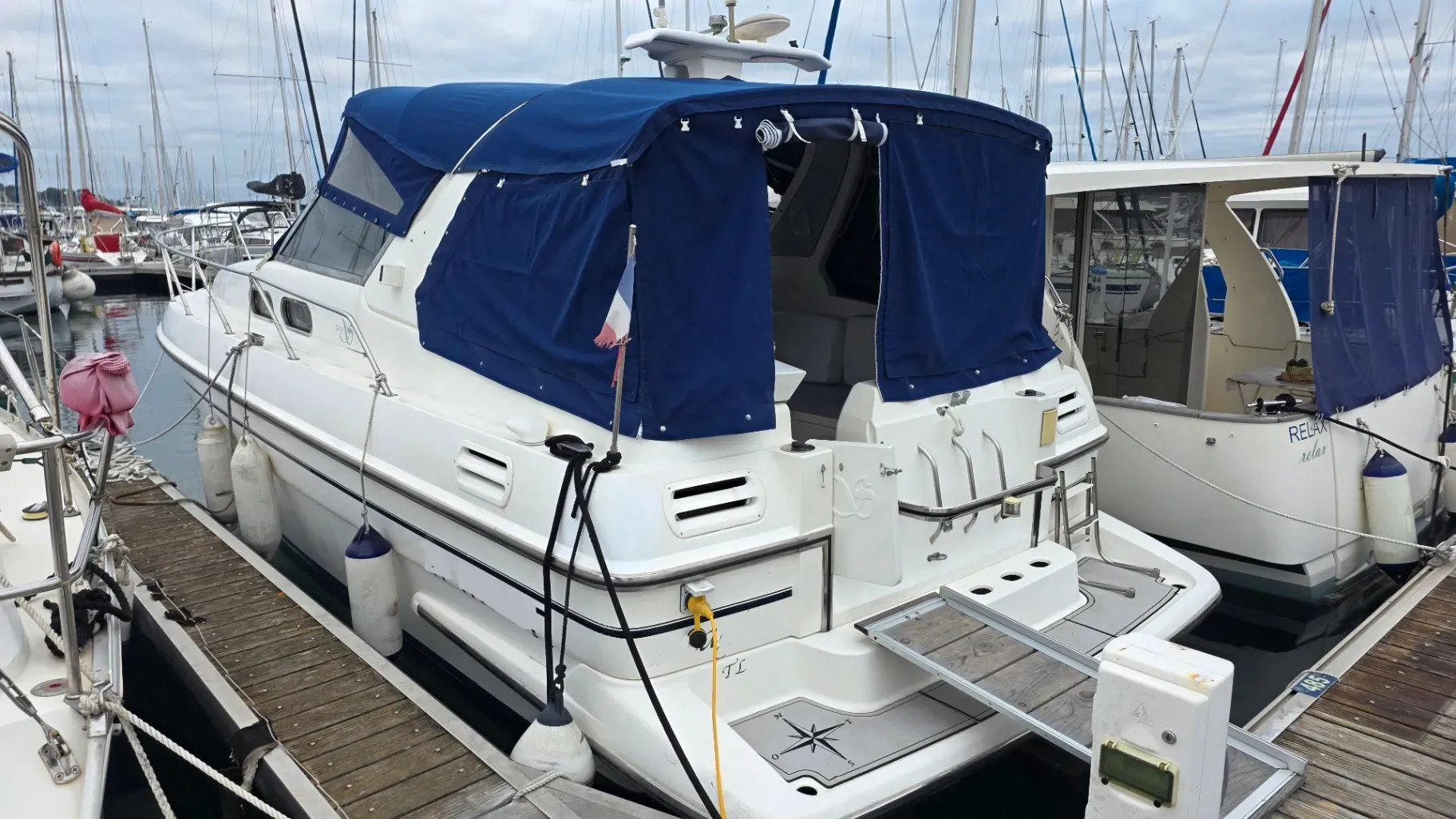 Photo de  Sealine 328 Sovereign 1