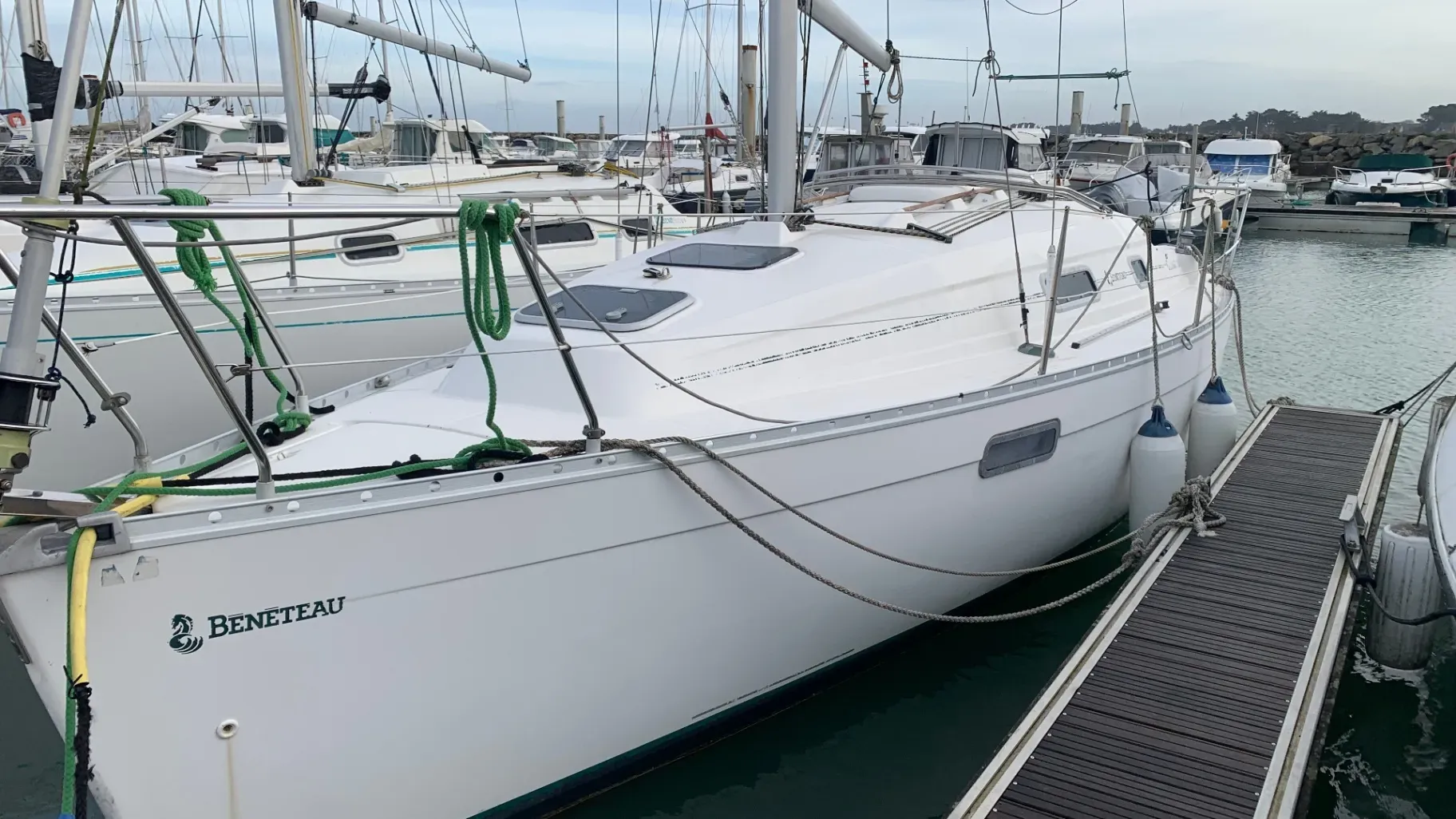 Photo de BENETEAU OCEANIS 281 1