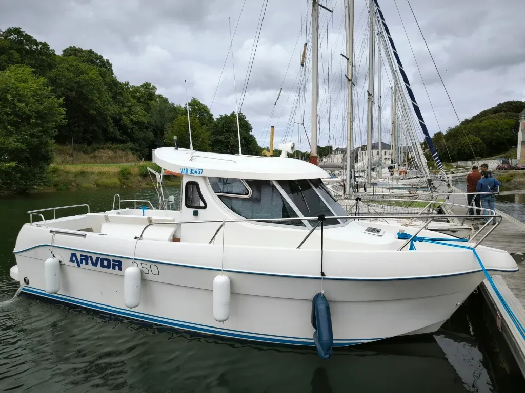 Photo de QUICKSILVER ARVOR 250 1