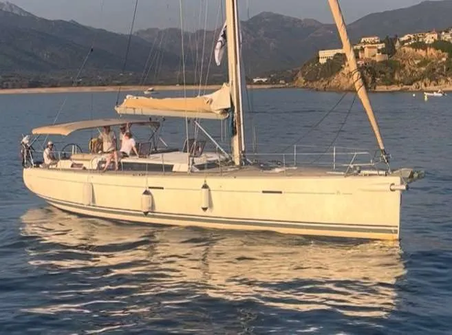 Photo de  DUFOUR 485 GRAND LARGE 1