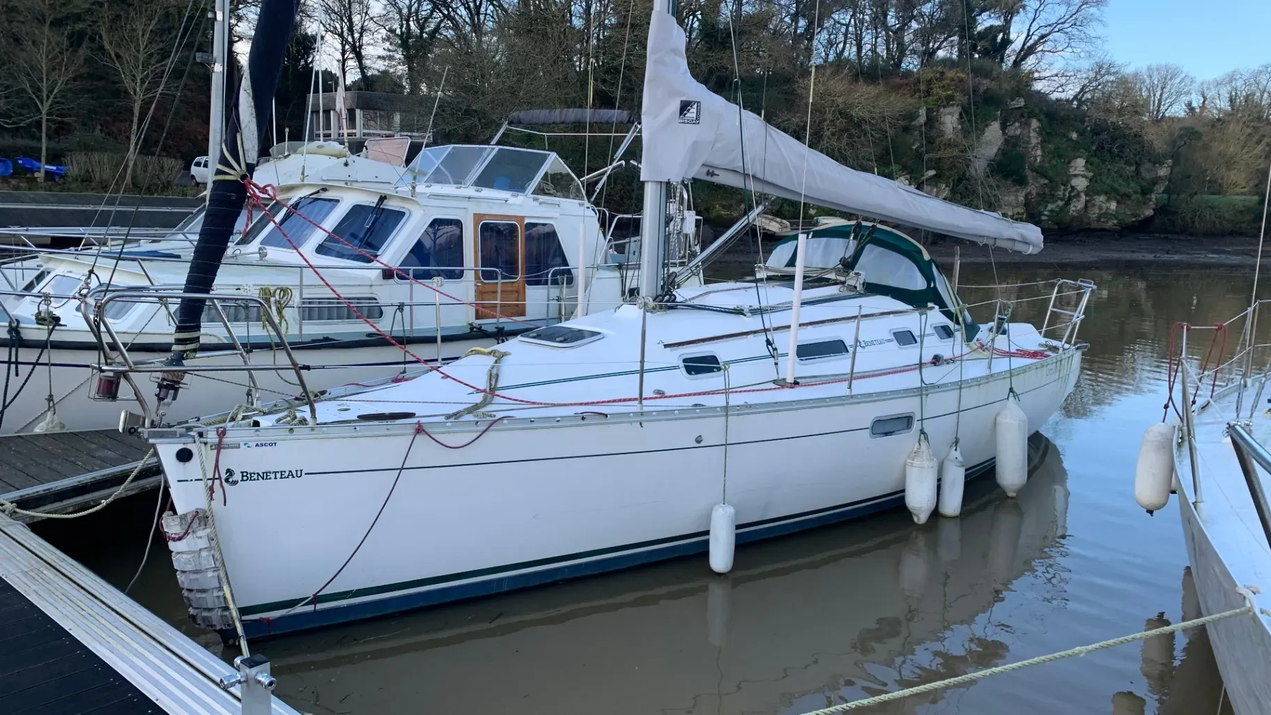 Photo de BENETEAU OCEANIS 300 2