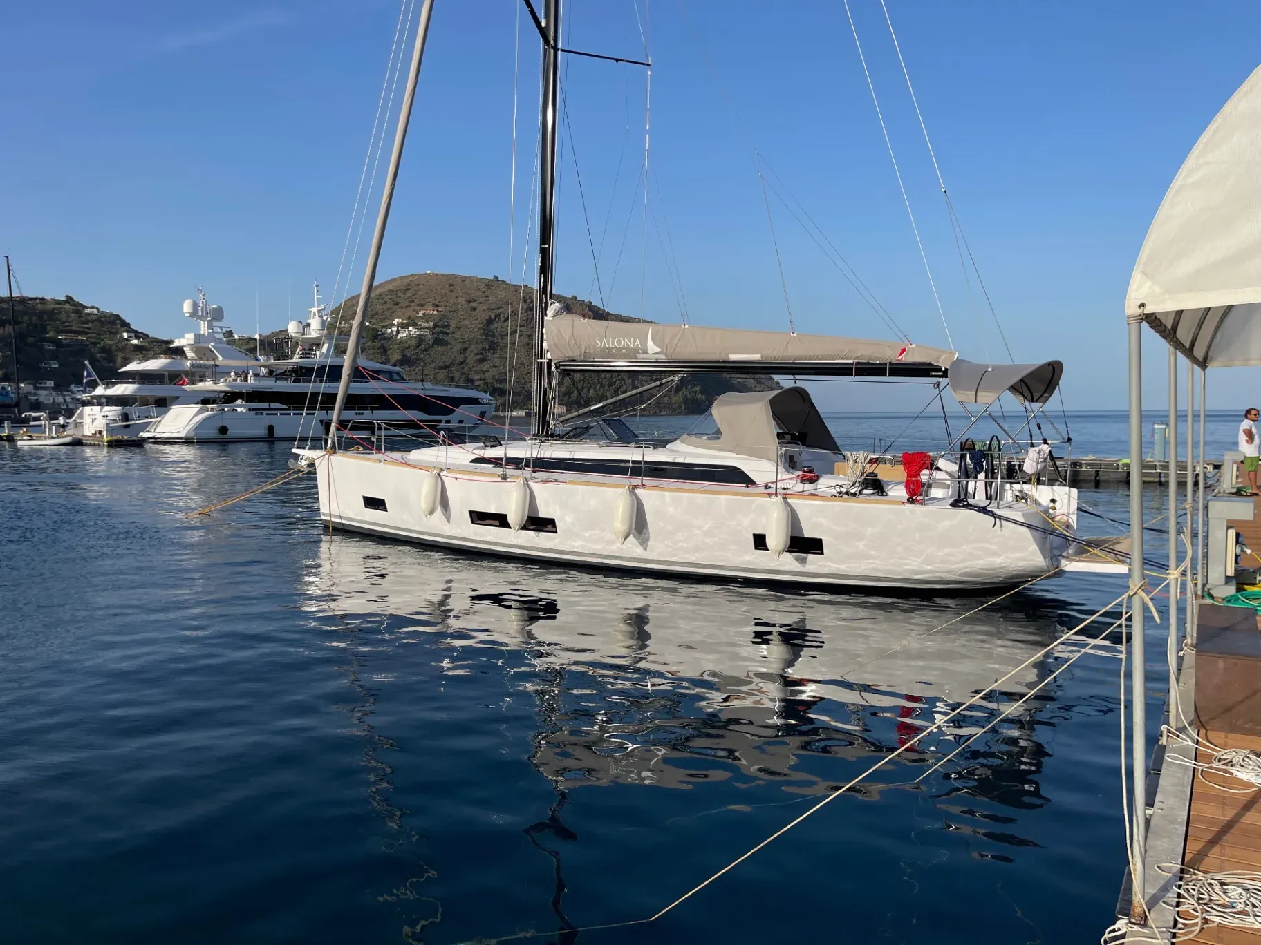 Photo de  SALONA 46 1