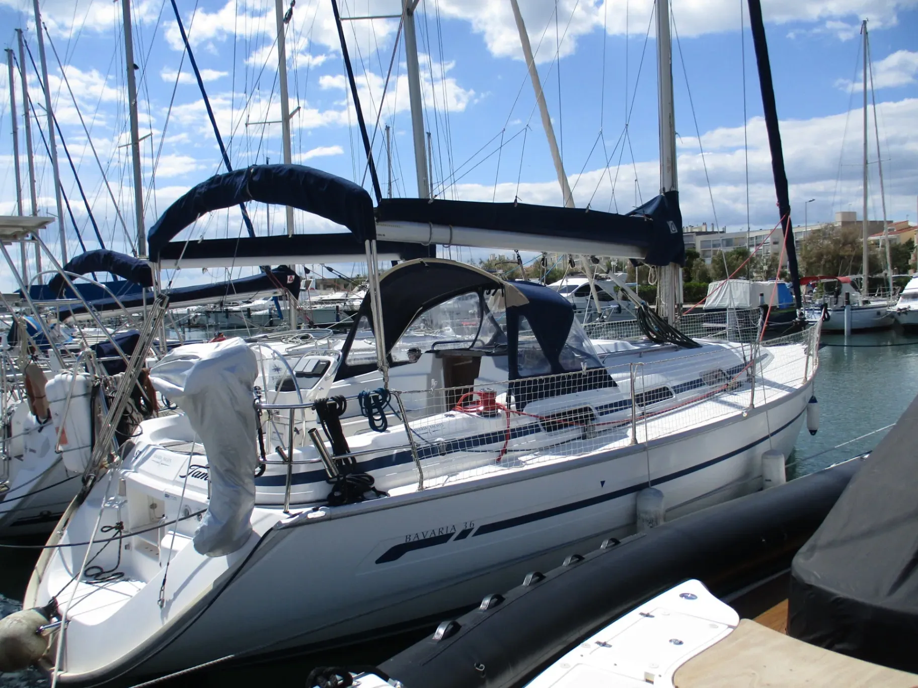 Photo de  BAVARIA 36 cruiser 1