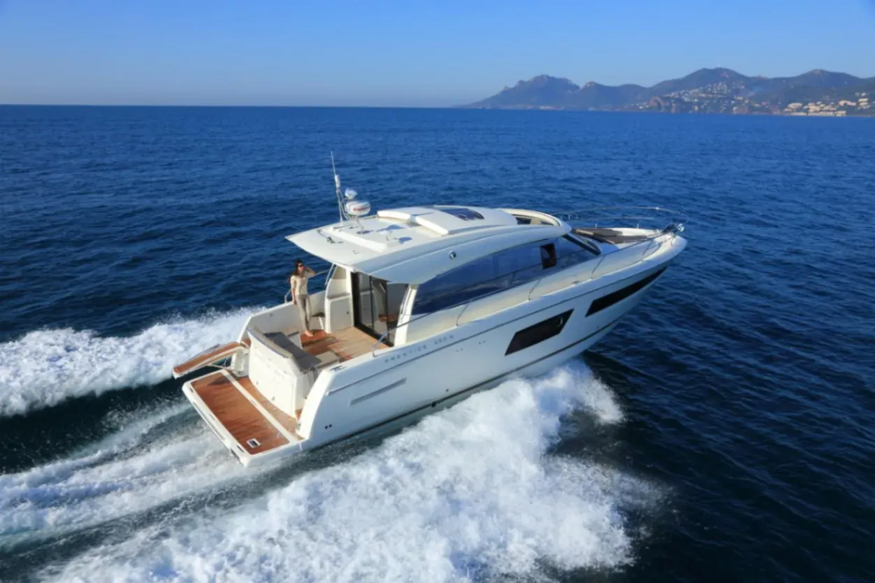 Photo de Jeanneau  PRESTIGE 450 1