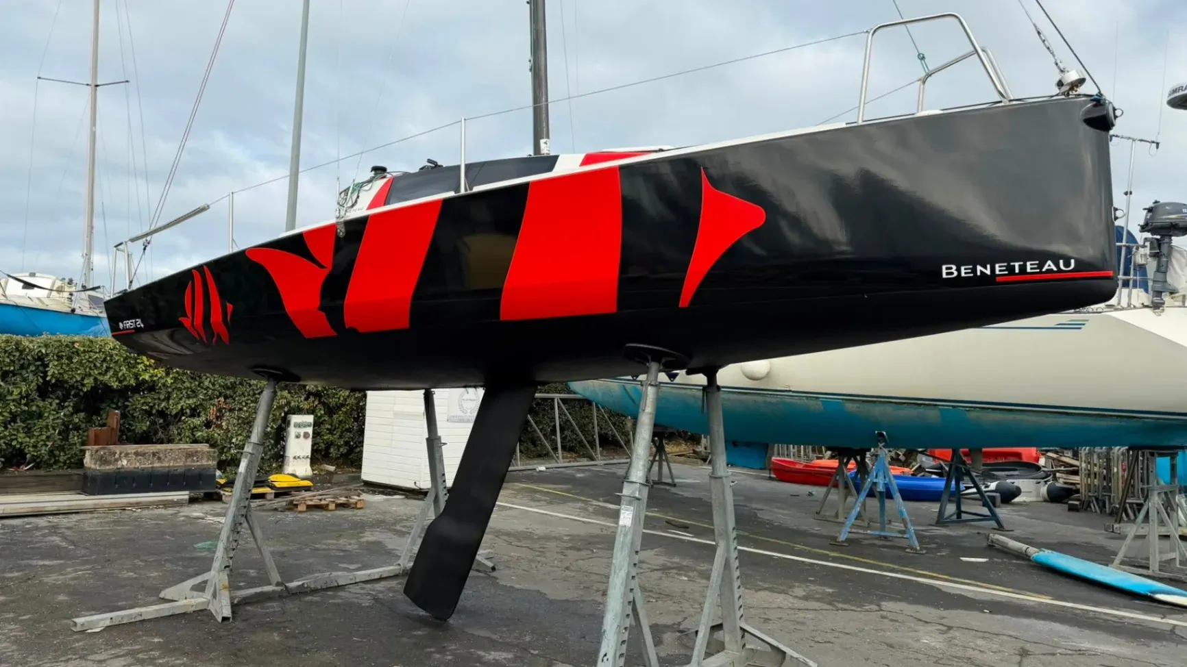 Photo de BENETEAU FIRST 24 SE 1