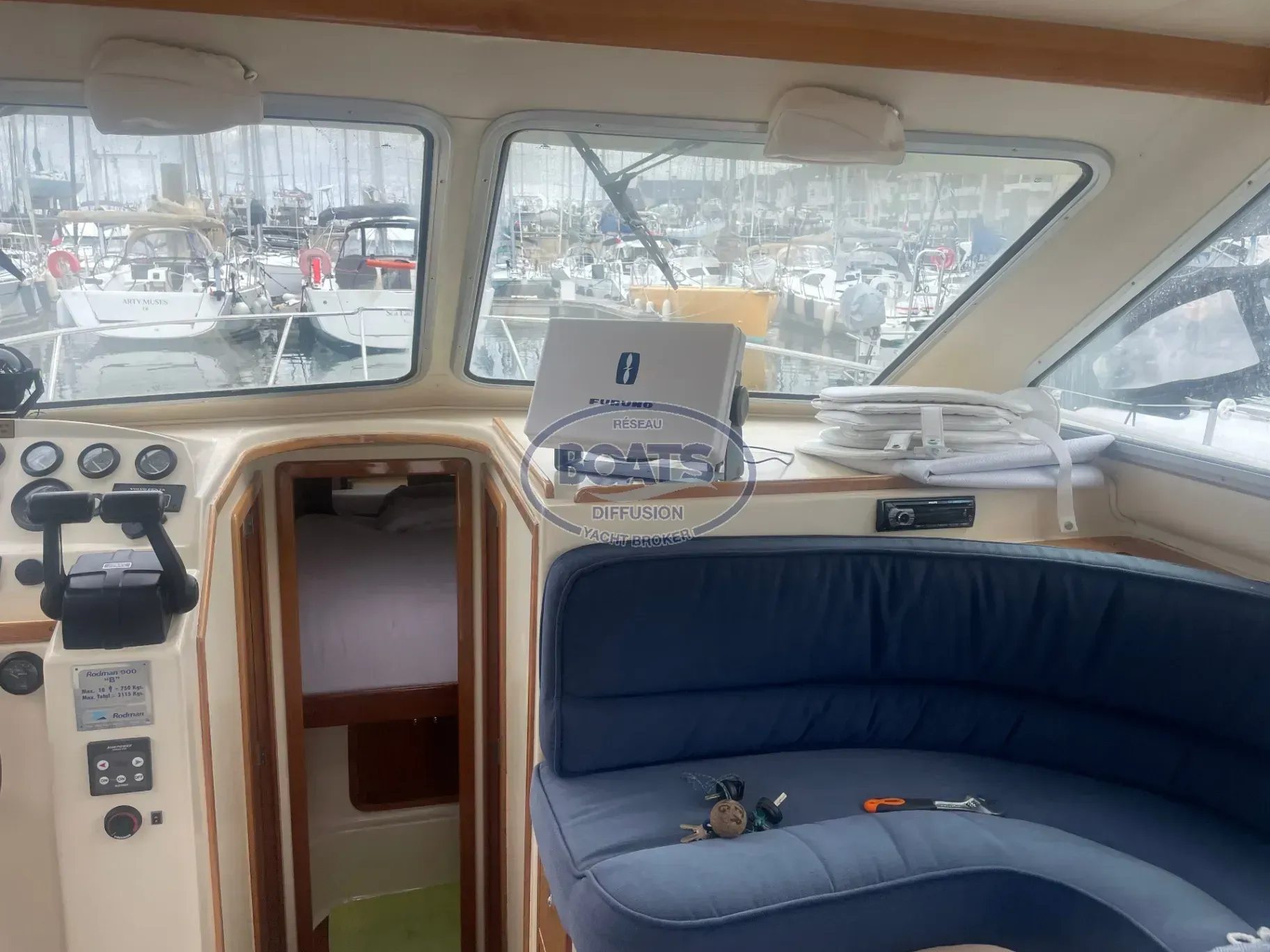 RODMAN 900 FLY · 2003 en venta en Otra zona — foto 3